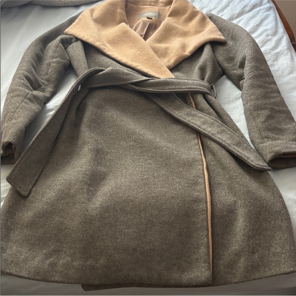 Johnston & Murphy’s Women's Grey & Camel Wool Wrap Belted Coat